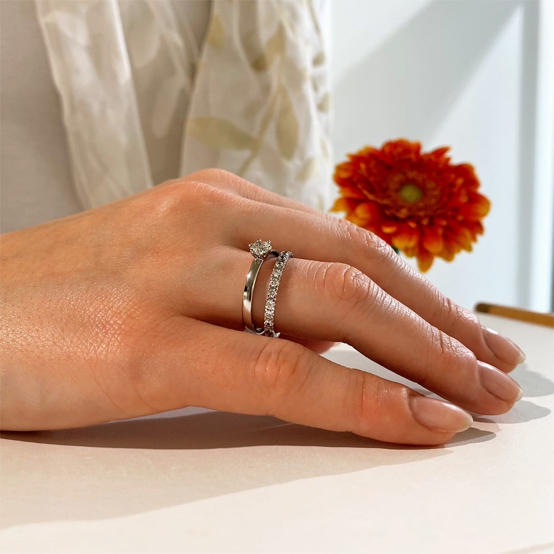 Weißgold Solitaire Ring Verlobungsring Diamantring Juwelier Brandstetter Wien