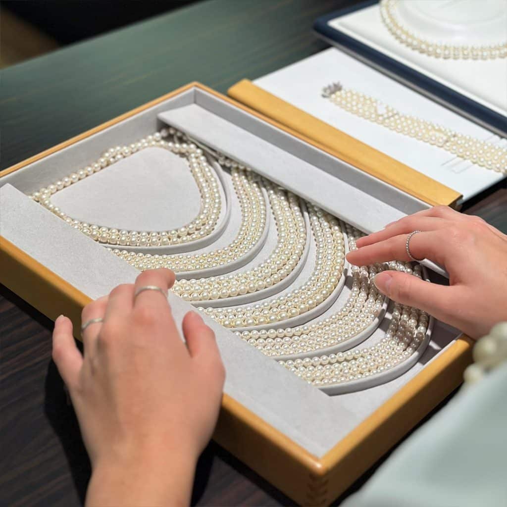 Klassische Perlenketten von Juwelier Brandstetter Wien
