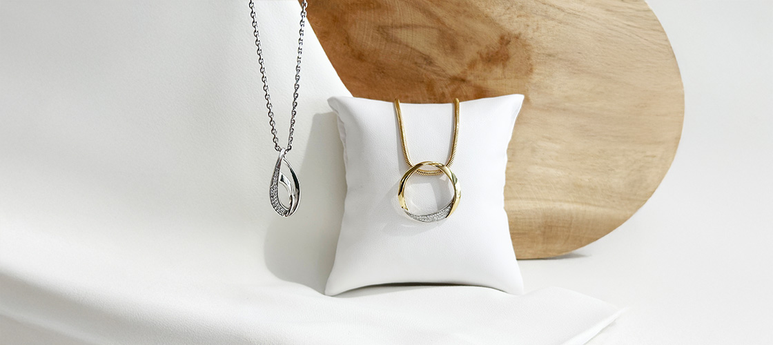 Diamantanhänger aus Gold von Juwelier Brandstetter Wien