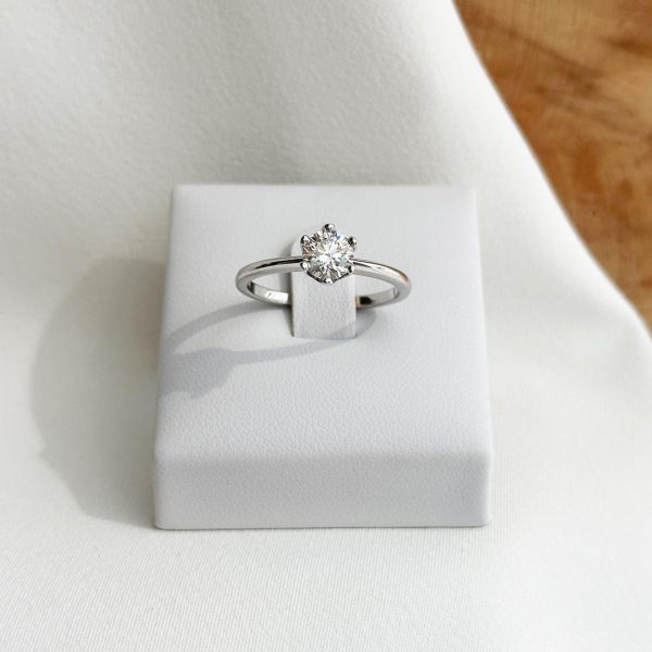 0,70ct. Brillant Solitaire Ring 750 Weißgold