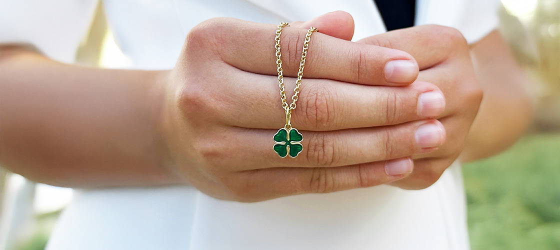 Kinderschmuck aus Gold von Juwelier Brandstetter Wien