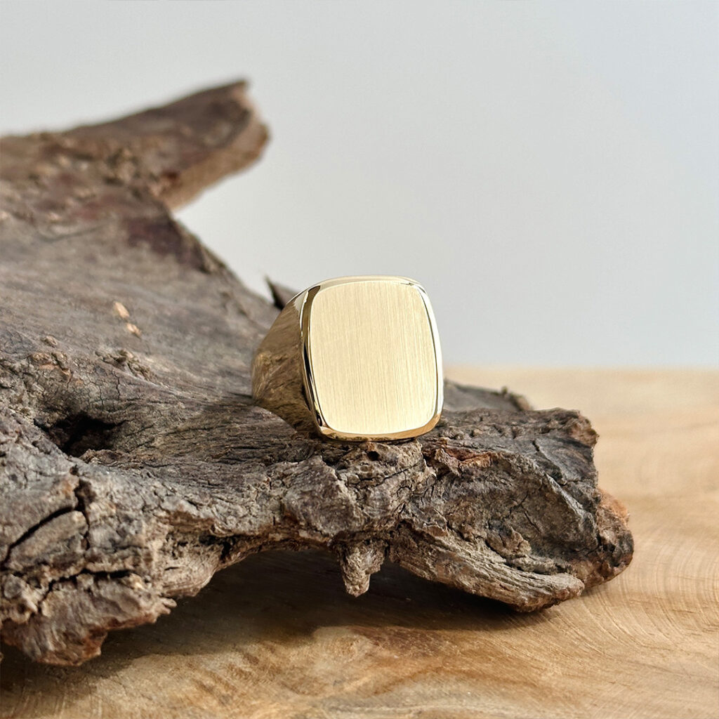 Geschenke zum Vatertag Goldringe für Herren