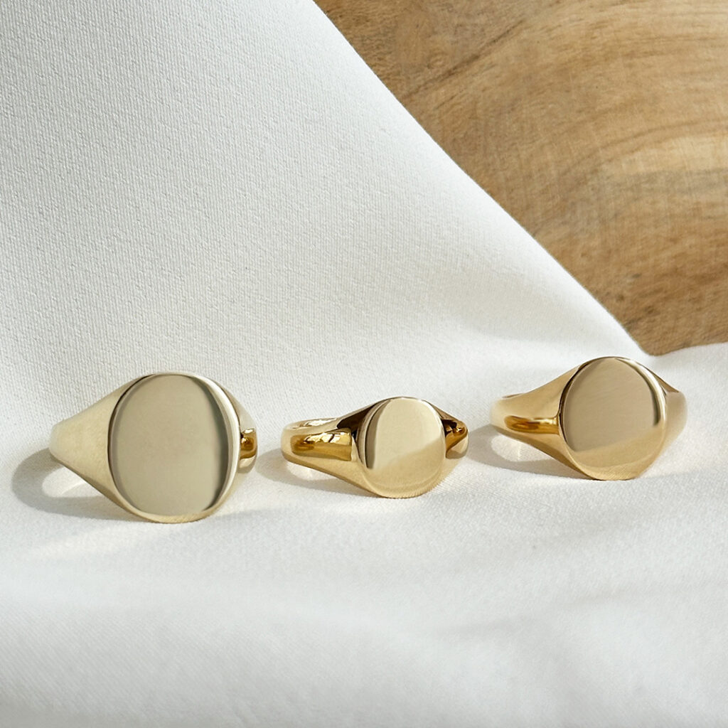 Gravurringe aus Gold Juwelier Brandstetter Wien