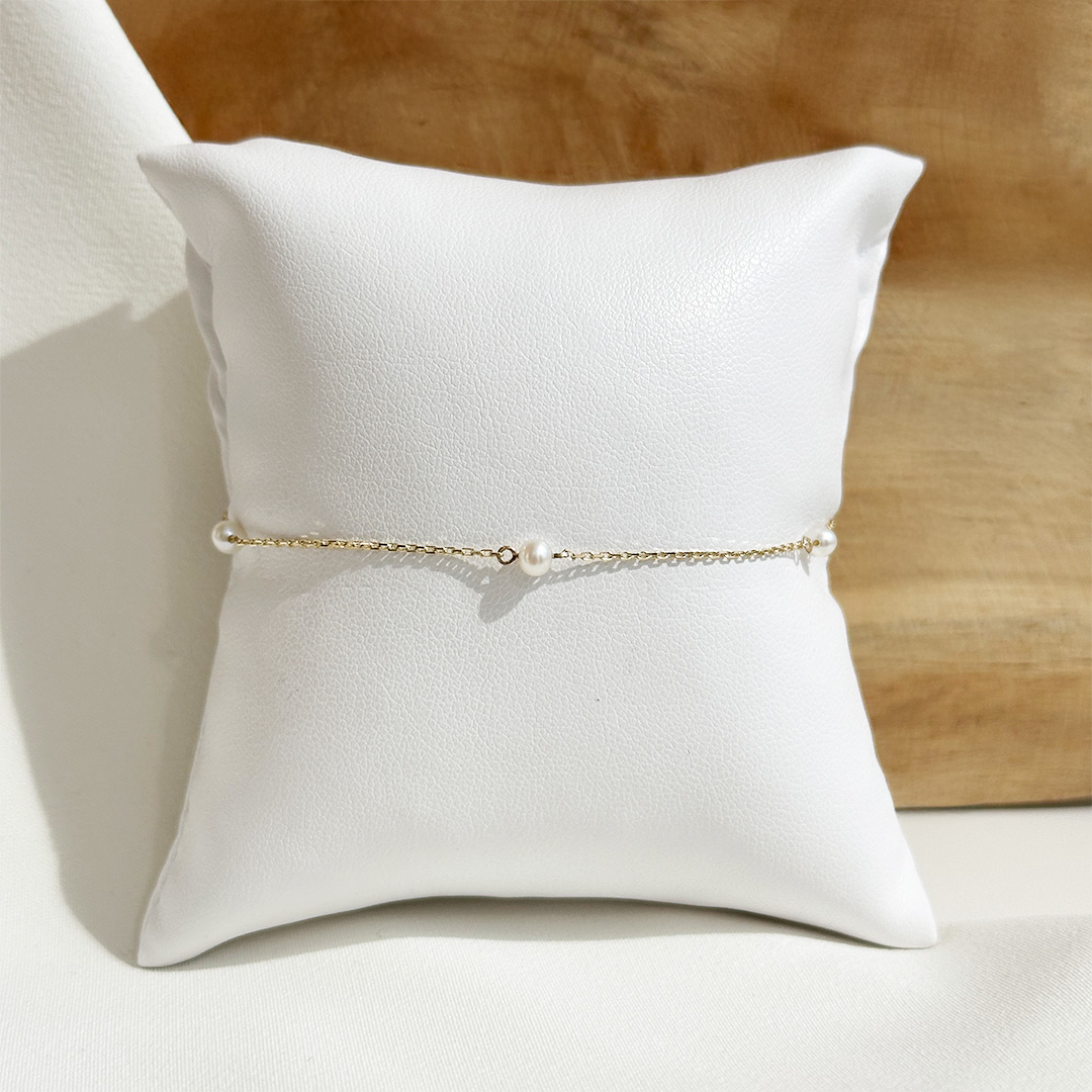 Meine-erste-Perle-Perlenarmbänder-Juwelier-Brandstetter-Wien