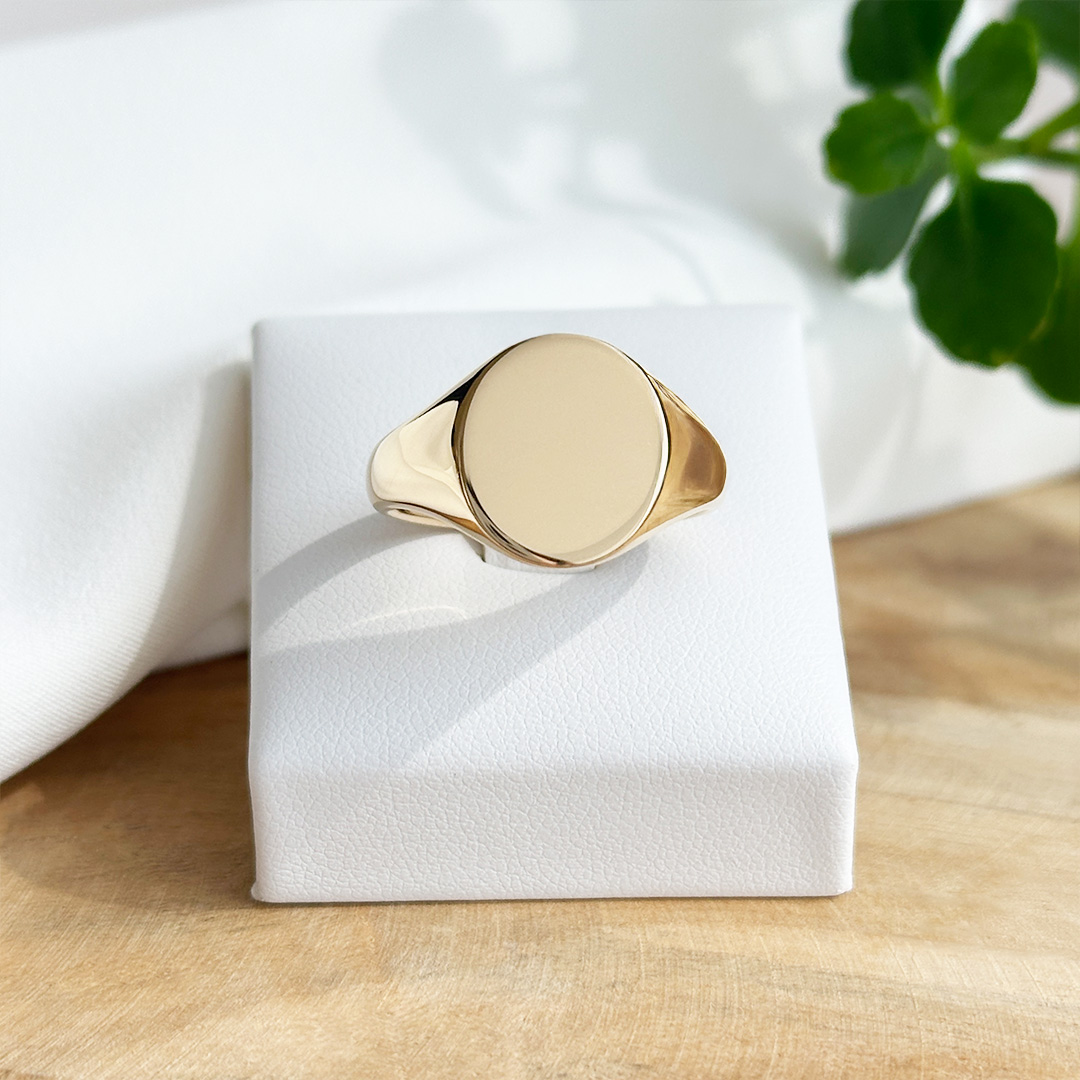 _Gravurringe aus Gold Juwelier Brandstetter